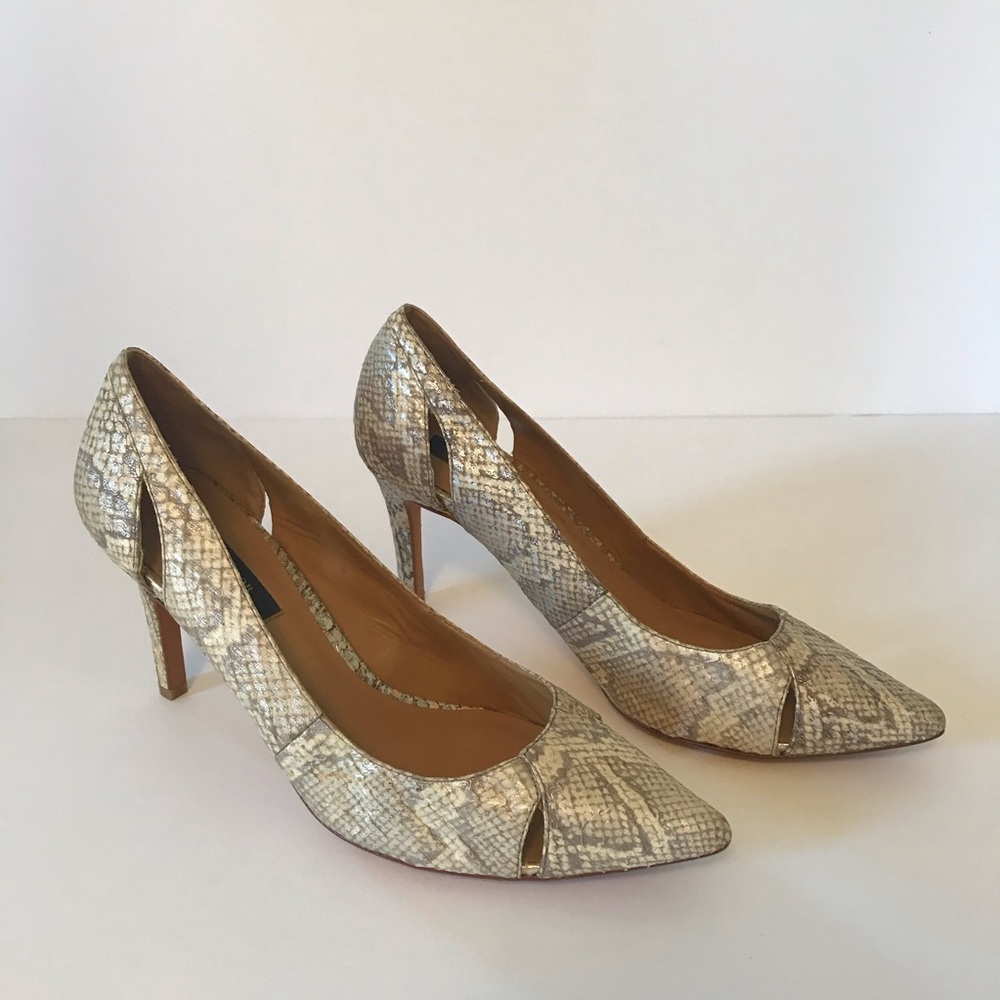 Ann Taylor Katlin Cutout Pumps.  Size 7 1/2